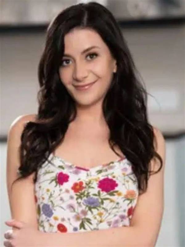 Natalia Bardo - Net Worth, Age, Height, Birthday, Bio, Wiki!