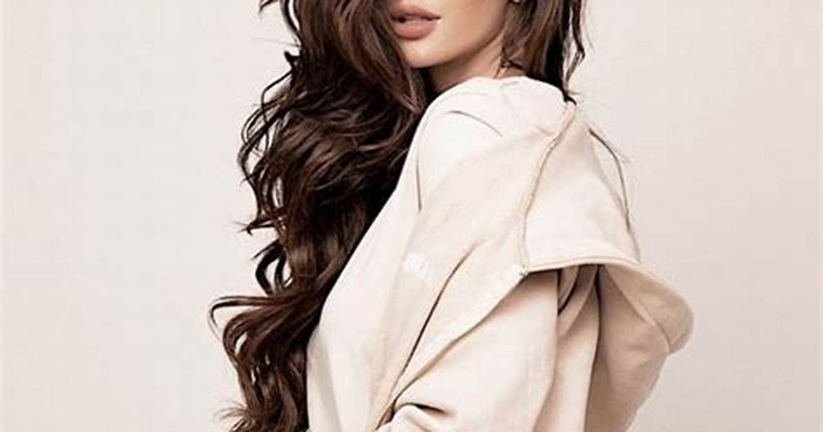 Natalia Barulich Net Worth, Age, Height, Bio, Birthday, Wiki!
