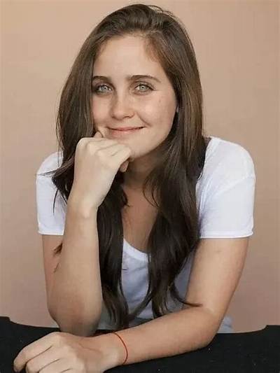 Natasha Dupeyron Net Worth, Age, Height, Bio, Birthday, Wiki!