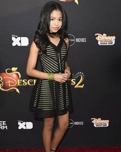 Navia Robinson Net Worth, Age, Height, Bio, Birthday, Wiki!
