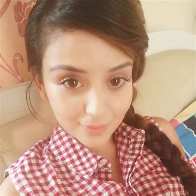 Neeta Dhungana - Net Worth, Age, Height, Birthday, Bio, Wiki!