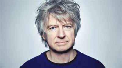 Neil Finn Net Worth, Age, Height, Bio, Birthday, Wiki!