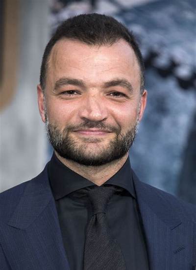 Nick E. Tarabay - Net Worth, Age, Height, Birthday, Bio, Wiki!