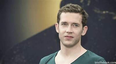 Nick Hendrix Net Worth, Age, Height, Bio, Birthday, Wiki!