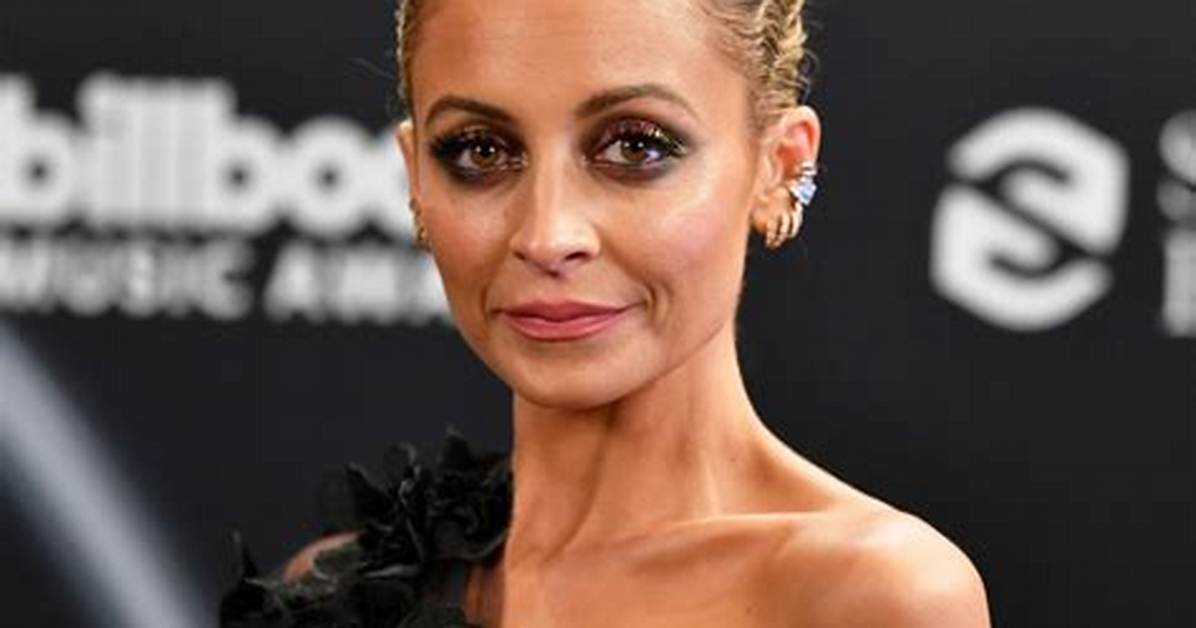 Nicole Dehuff Net Worth 2024, Age, Height, Bio, Birthday, Wiki!