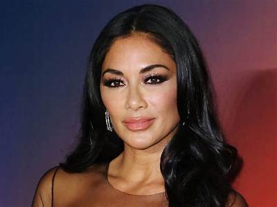 Nicole Scherzinger Net Worth, Age, Height, Bio, Birthday, Wiki!