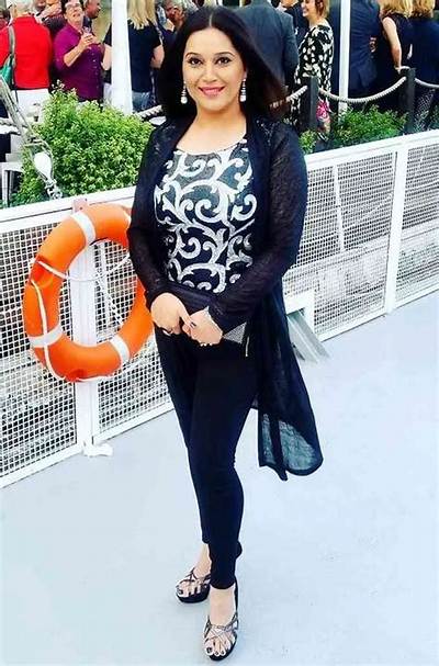 Niki Aneja Walia - Net Worth, Age, Height, Birthday, Bio, Wiki!