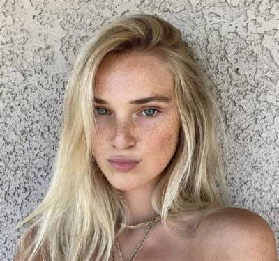 Nikki Alexa Reynen - Net Worth, Age, Height, Birthday, Bio, Wiki!