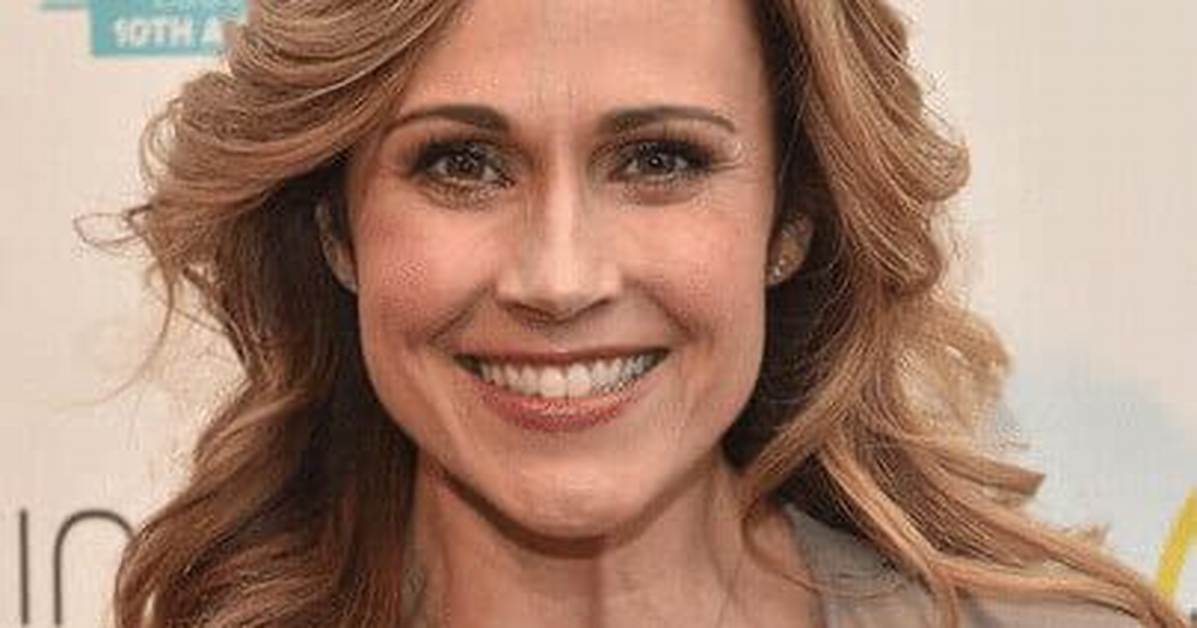 Nikki Deloach Net Worth, Age, Height, Bio, Birthday, Wiki!