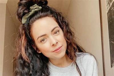 Nikki Phillippi Net Worth, Age, Height, Bio, Birthday, Wiki!
