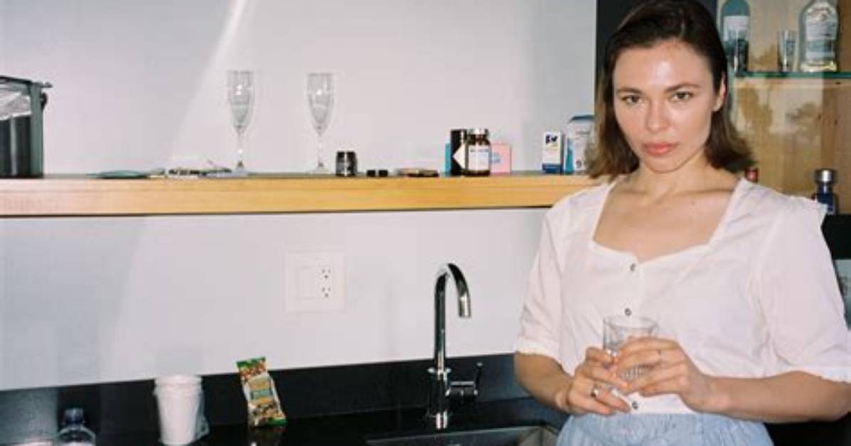Nina Kraviz Net Worth, Age, Height, Bio, Birthday, Wiki!