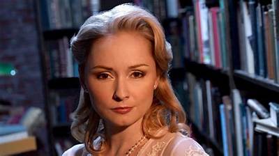 Nina Siemaszko Net Worth, Age, Height, Bio, Birthday, Wiki!