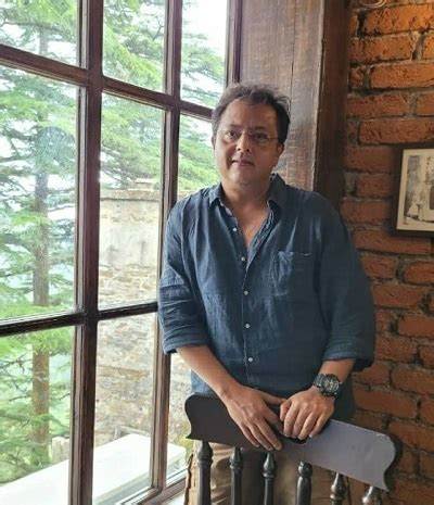Nitesh Pandey - Net Worth, Age, Height, Birthday, Bio, Wiki!