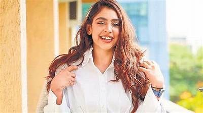 Niti Taylor - Net Worth, Age, Height, Birthday, Bio, Wiki!