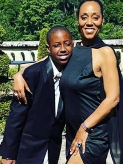 Nixon Knowles Net Worth, Age, Height, Bio, Birthday, Wiki!