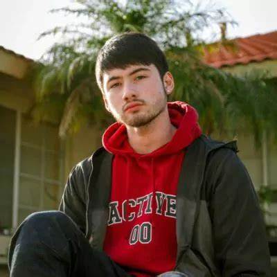 Noah Boat Net Worth, Age, Height, Bio, Birthday, Wiki!