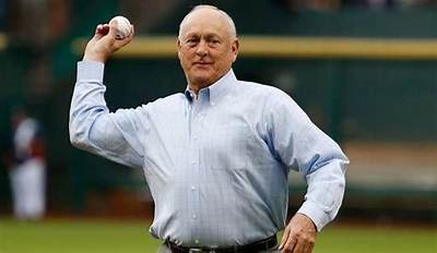 Nolan Ryan Net Worth, Age, Height, Bio, Birthday, Wiki!