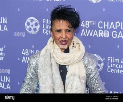 Nona Hendryx Net Worth, Age, Height, Bio, Birthday, Wiki!