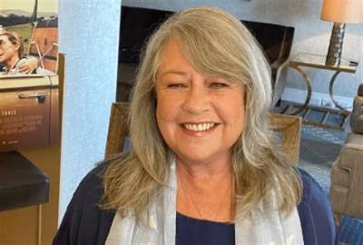 Noni Hazlehurst Net Worth, Age, Height, Bio, Birthday, Wiki!