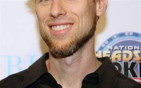 Noon Huck Net Worth, Age, Height, Bio, Birthday, Wiki!