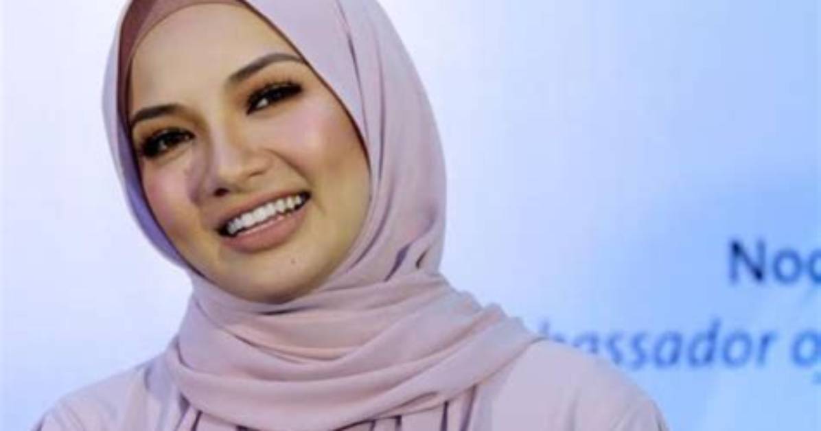 Noor Neelofa - Net Worth, Age, Height, Birthday, Bio, Wiki!
