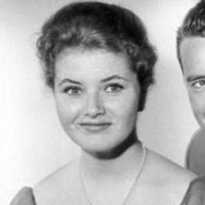 Noreen Corcoran Net Worth, Age, Height, Bio, Birthday, Wiki!