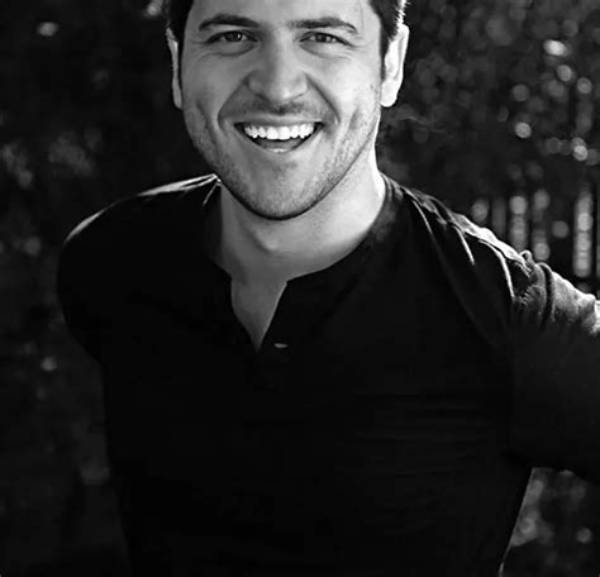 Olan Rogers Net Worth, Age, Height, Bio, Birthday, Wiki!