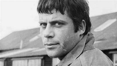 Oliver Reed Net Worth, Age, Height, Bio, Birthday, Wiki!