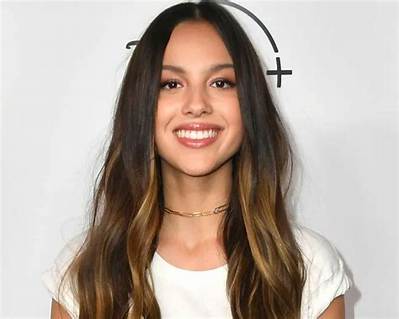 Olivia Rodrigo Net Worth, Age, Height, Bio, Birthday, Wiki!