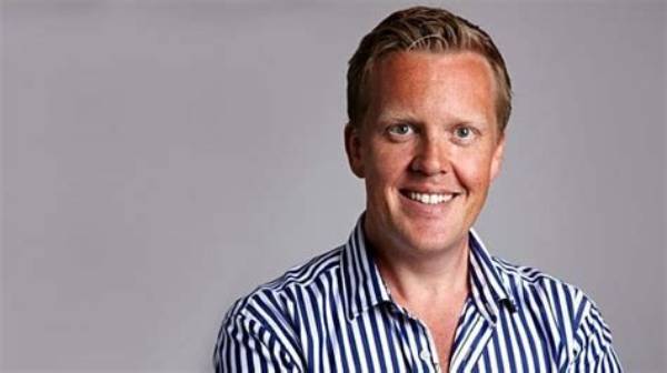 Olly Smith Net Worth, Age, Height, Bio, Birthday, Wiki!