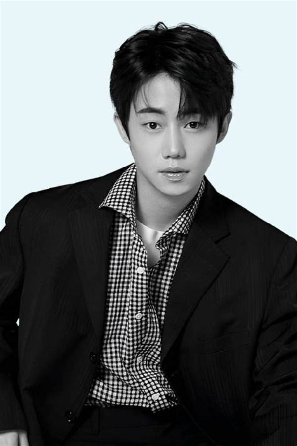Park Ji-Bin Net Worth 2024, Age, Height, Bio, Birthday, Wiki!