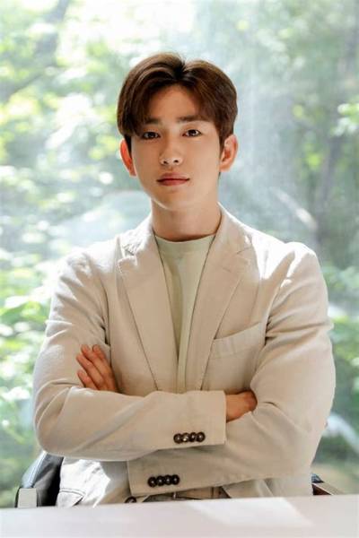 Park Jin-Young Net Worth, Age, Height, Bio, Birthday, Wiki!