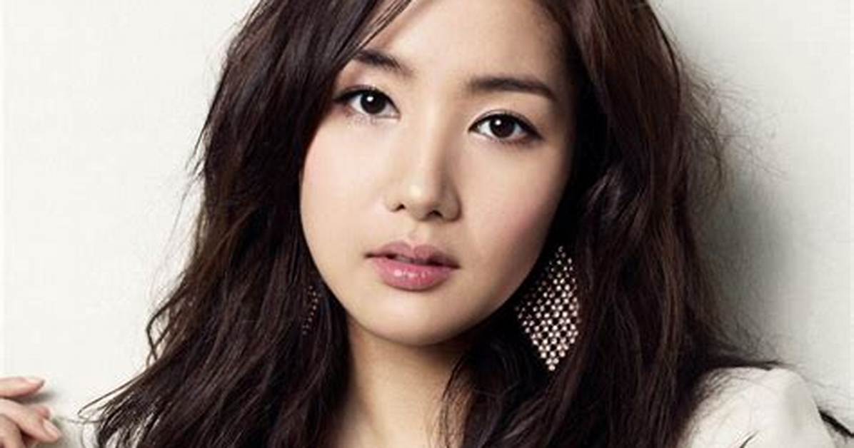 Park Min-Young Net Worth, Age, Height, Bio, Birthday, Wiki!