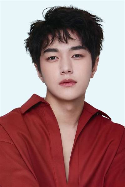 Park Myung-Soo Net Worth, Age, Height, Bio, Birthday, Wiki!
