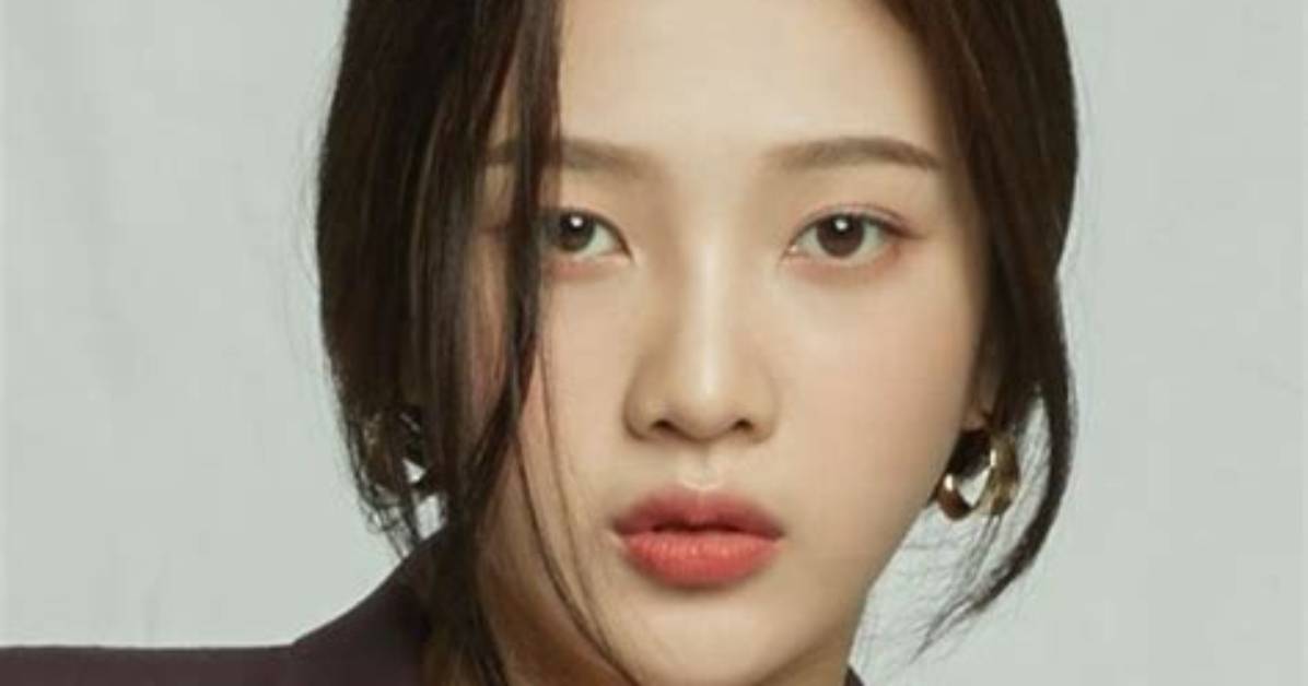 Park Soo-Young - Net Worth, Age, Height, Birthday, Bio, Wiki!