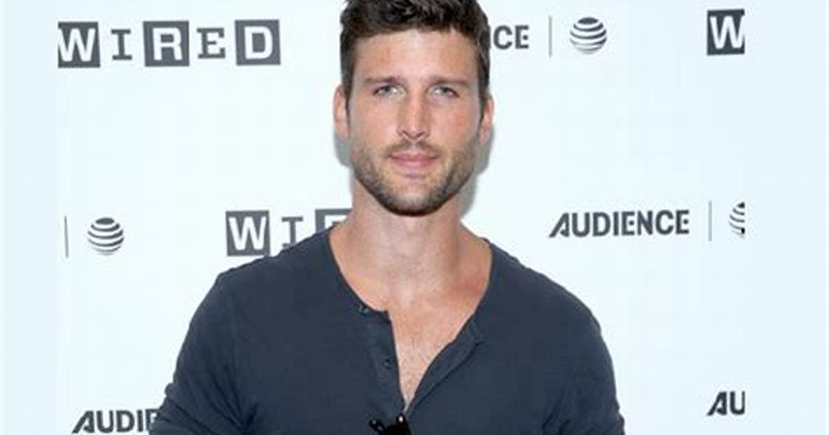 Parker Young Net Worth, Age, Height, Bio, Birthday, Wiki!