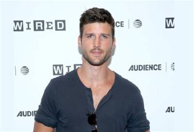 Parker Young Net Worth, Age, Height, Bio, Birthday, Wiki!
