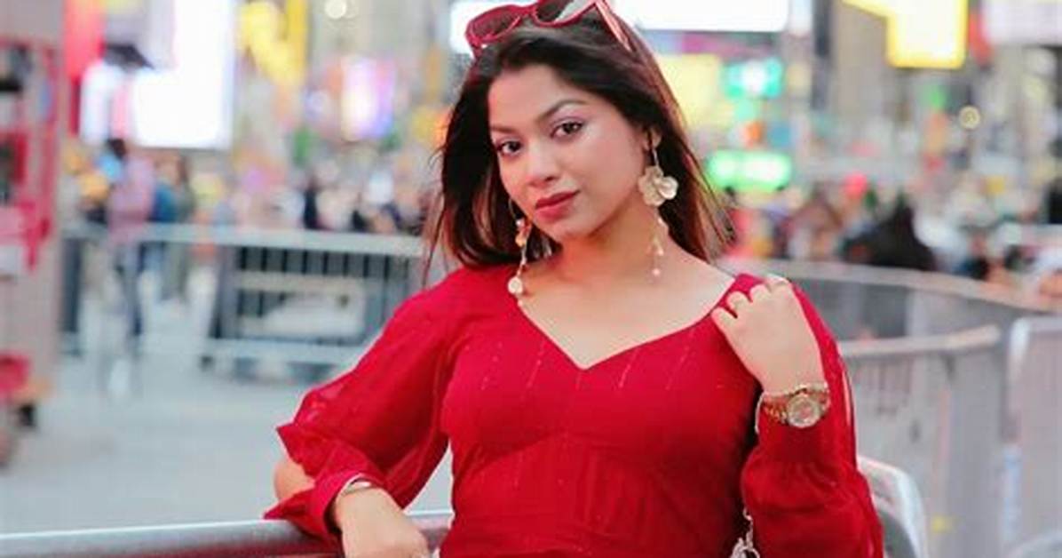 Parsa Evana - Net Worth, Age, Height, Birthday, Bio, Wiki!
