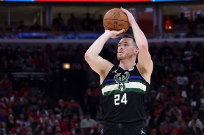 Pat Connaughton Net Worth, Age, Height, Bio, Birthday, Wiki!