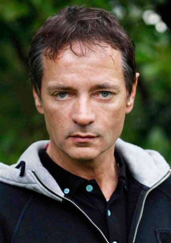 Paul Abbott Net Worth, Age, Height, Bio, Birthday, Wiki!