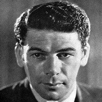 Paul Muni Net Worth, Age, Height, Bio, Birthday, Wiki!