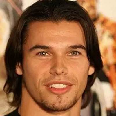 Paul Telfer Net Worth, Age, Height, Bio, Birthday, Wiki!