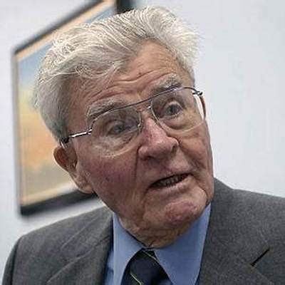 Paul Tibbets Net Worth, Age, Height, Bio, Birthday, Wiki!