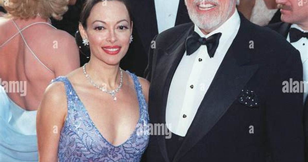Paula Murad Coburn - Net Worth, Age, Height, Birthday, Bio, Wiki!