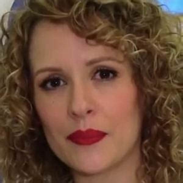 Paula Neves - Net Worth, Age, Height, Birthday, Bio, Wiki!