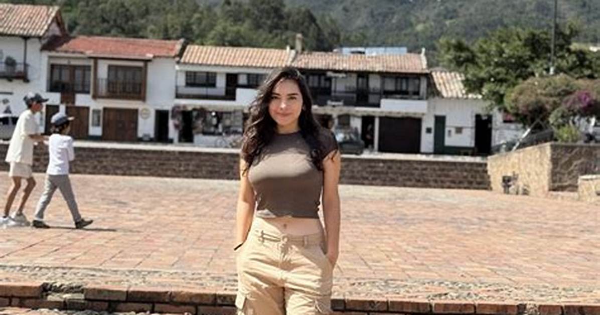 Paula Sophia Garcia - Net Worth, Age, Height, Birthday, Bio, Wiki!