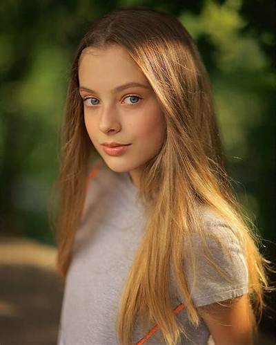 Paulina Karpenko - Net Worth, Age, Height, Birthday, Bio, Wiki!