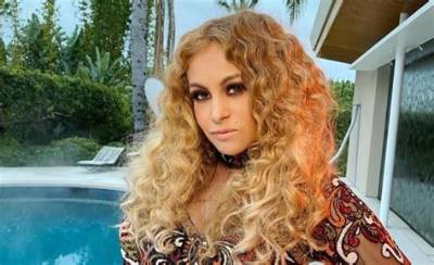 Paulina Rubio Net Worth 2024, Age, Height, Bio, Birthday, Wiki!