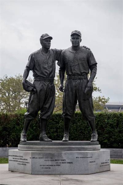 Pee Wee Reese Net Worth, Age, Height, Bio, Birthday, Wiki!