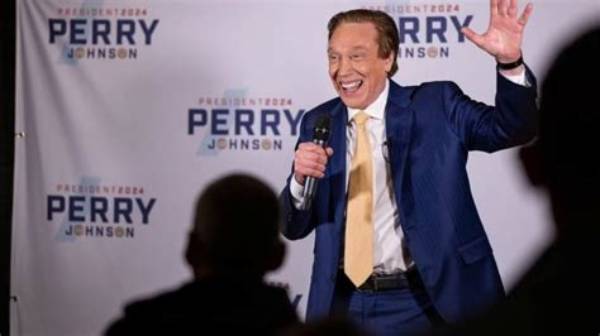Perry Johnson Net Worth, Age, Height, Bio, Birthday, Wiki!